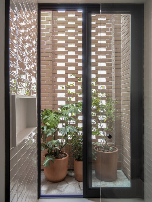 Torrão House / Nommo Arquitetos + Luana Barichello - Interior Photography, Glass