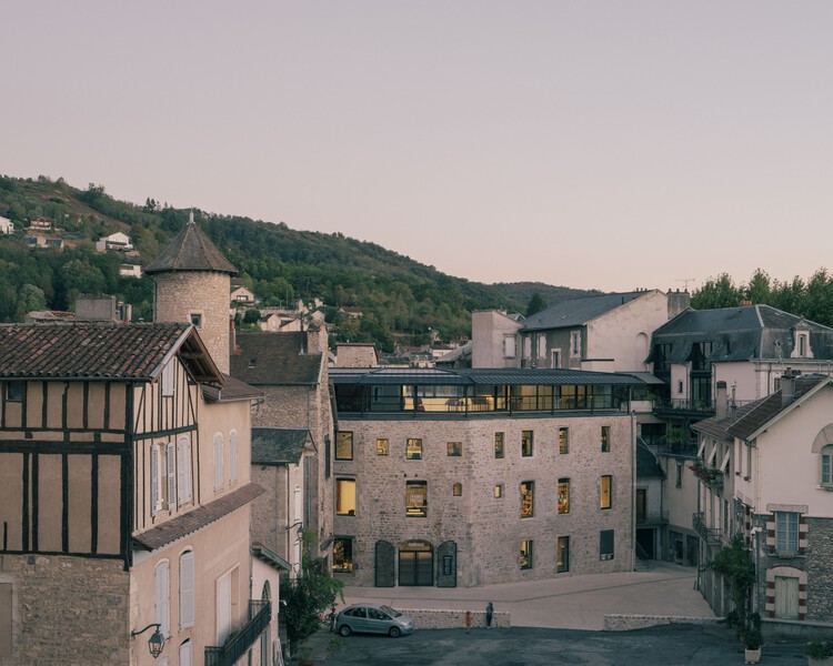 ⋱♱⋰ ⋱♱フランス　　ルーバー⋱♱⋰ ⋱✮⋰ ⋱♱ La Manufacture Cultural Center / MARS Architectes | ArchDaily