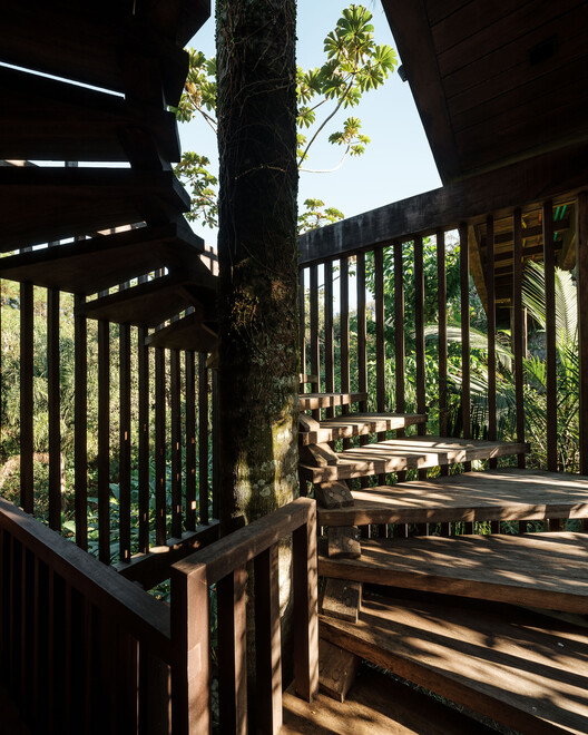 Rochas Floridas Guest House / WaCa Design + Julia Kosciuk - Image 13 of 24