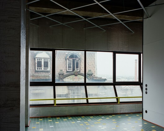 Atelier Pomo / fala - Fotografia de Interiores, Madeira, Iluminação, Vidro