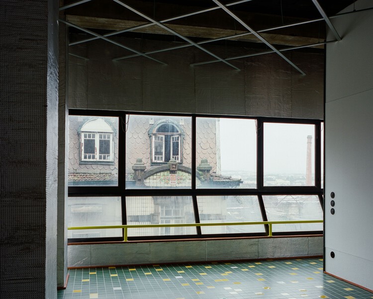 Atelier Pomo / fala - Fotografia de Interiores, Madeira, Iluminação, Vidro