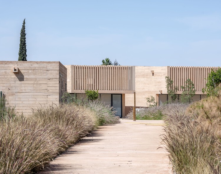 Sports Campus in Ben Guerir / OUALALOU+CHOI  - More Images