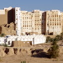 The Earthen Towers of Shibam: A Vertical City in the Yemeni Desert - Imagen 4 de 4