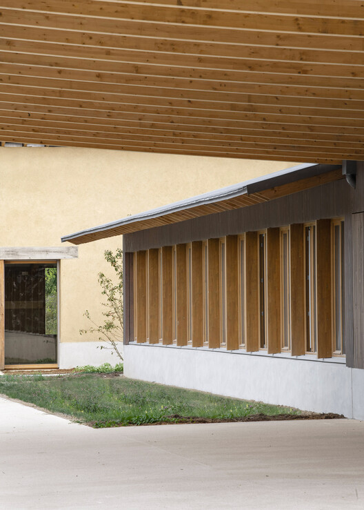 Clairière School / TRACKS - Interior Photography, Wood