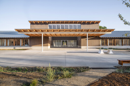 Clairière School / TRACKS - Image 9 of 28