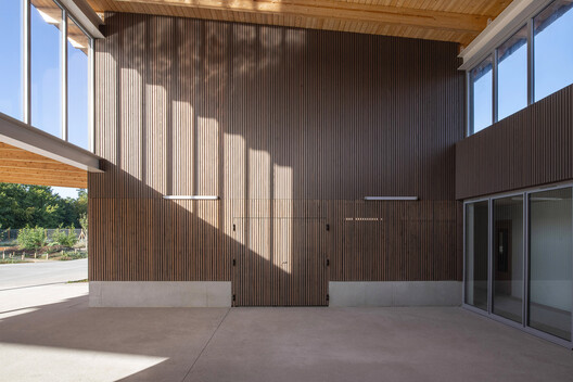 Clairière School / TRACKS - Interior Photography, Wood, Concrete