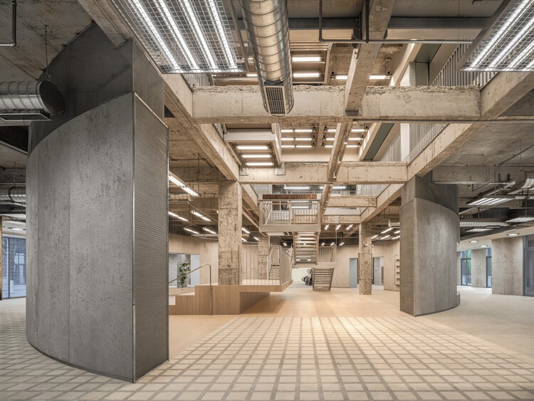 RICHAUS / Vari Architects - Commercial Architecture