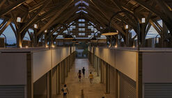 Plaza Luna Vallenata / Tarq Studio 