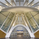 Mons Train Station / Santiago Calatrava - Train Station