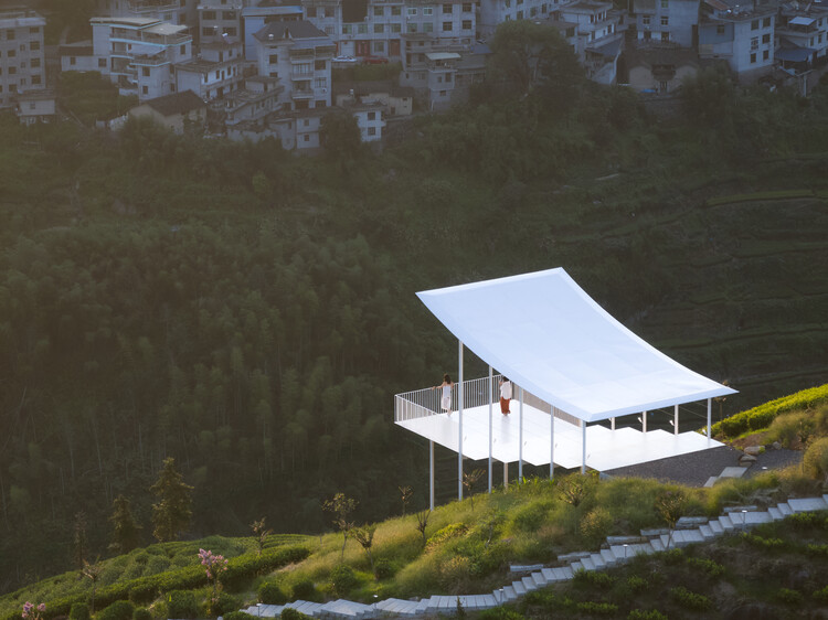Floating Pavilion / Studio RE+N - Installations & Structures