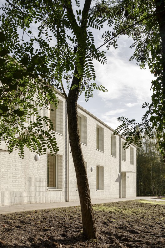 Care Villa / FELT architecture & design - Exterior Photography, Concrete