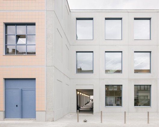 Art Center / FELT architecture & design + Oskar architecten - Interior Photography, Facade, Glass, Concrete