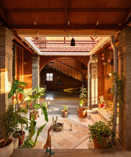  Aurva Illam House / Iki Builds  - Interior Photography, Wood, Column, Beam