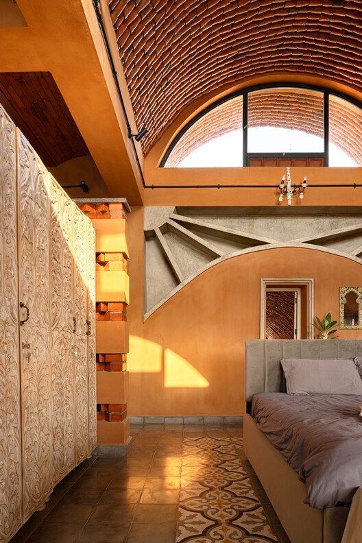  Aurva Illam House / Iki Builds  - Interior Photography, Wood, Arch, Beam