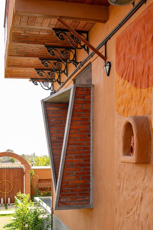  Aurva Illam House / Iki Builds  - Interior Photography, Wood