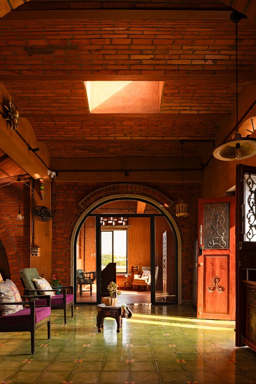  Aurva Illam House / Iki Builds  - Interior Photography, Wood, Lighting, Chair, Beam, Glass