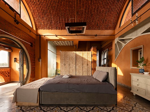  Aurva Illam House / Iki Builds  - Interior Photography, Bedroom, Wood, Lighting, Bed, Chair, Beam