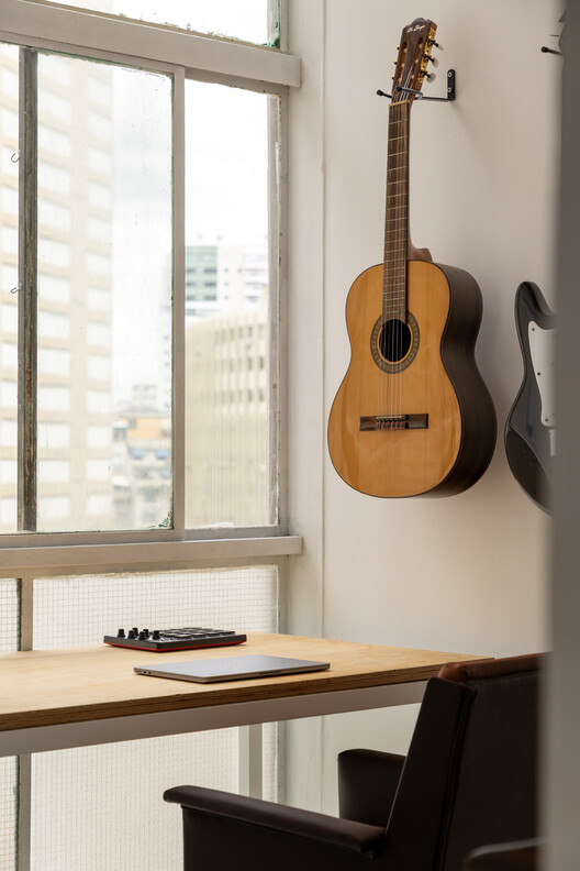 Apartamento Copan A / Balaio Arquitetura - Fotografia de Interiores, Banheiro, Madeira, Cadeira