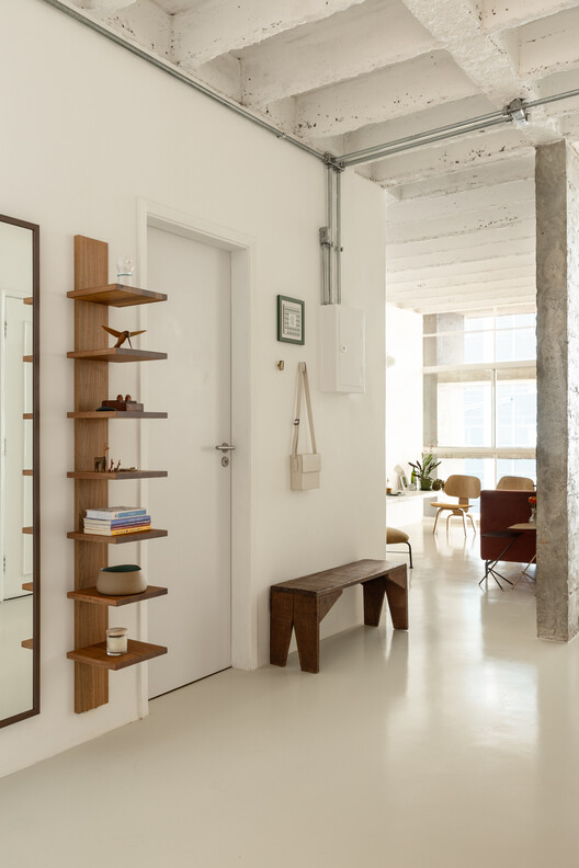 Apartamento Copan A / Balaio Arquitetura - Fotografia de Interiores, Madeira, Prateleira