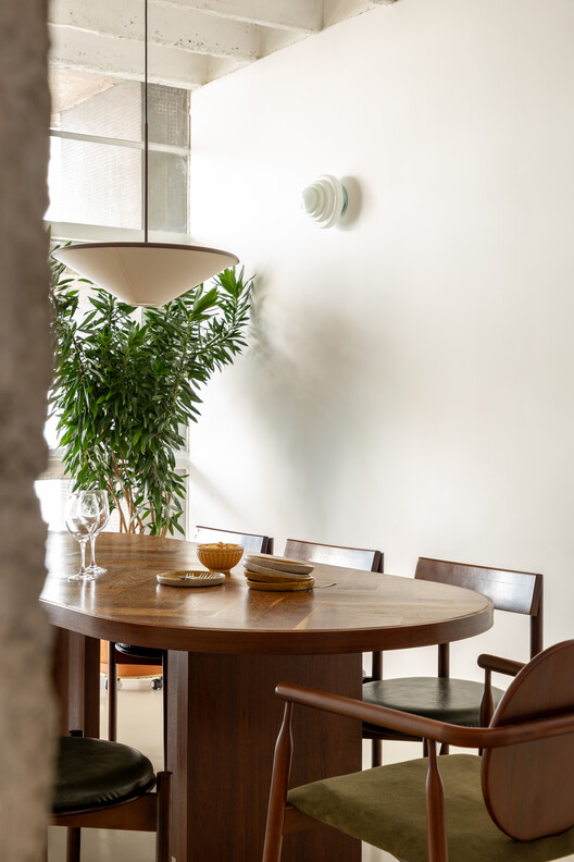 Apartamento Copan A / Balaio Arquitetura - Fotografia de Interiores, Sala de Jantar, Madeira, Mesa, Cadeira