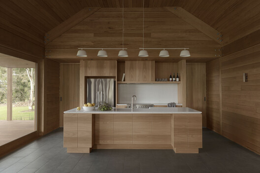 Main Ridge House / Porebski Architects - Image 3 of 16