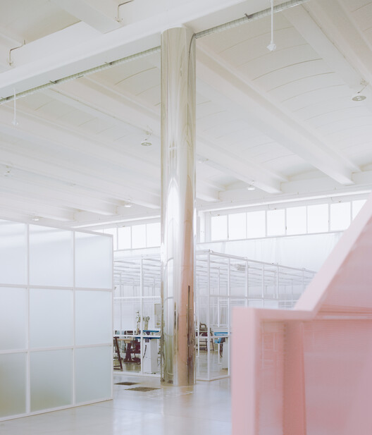 Bottega Bruzziches Headquarters / deltastudio Bottega Bruzziches Headquarters / deltastudio - Image 8 of 21