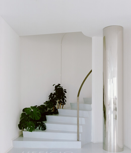 Bottega Bruzziches Headquarters / deltastudio Bottega Bruzziches Headquarters / deltastudio - Interior Photography, Lighting, Stairs