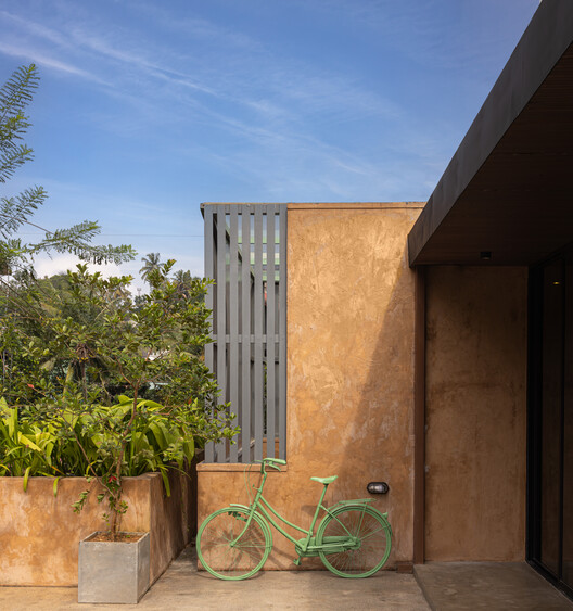 Living Continuum Studio and House / Damith S Munasinghe Associates - Image 19 of 23