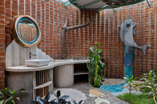 Self-Sustaining Farmhouse / Manoj Patel Design Studio - Image 11 of 22