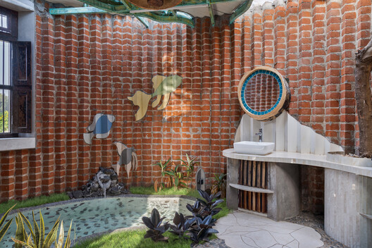 Self-Sustaining Farmhouse / Manoj Patel Design Studio - Image 16 of 22