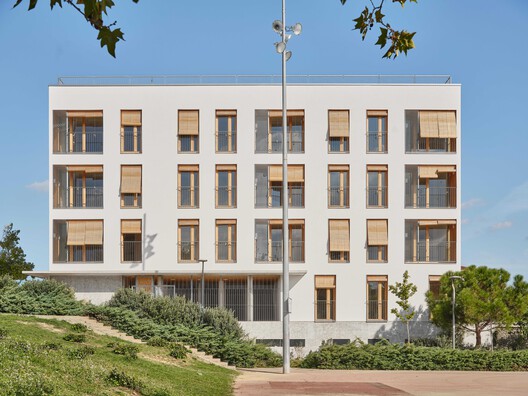 24 Moradias Sociais em Igualada / 4RQ arquitectura + MBM Arquitectes