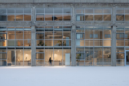 Beijing Sundate Office / milanesi | paiusco - Interior Photography, Glass, Concrete