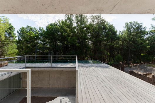 Casa en el Pinar del Golf / BRA - Bernardo Rosello Arquitectura - Imagen 9 de 22