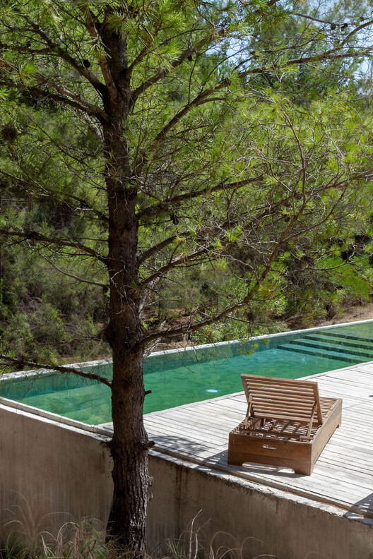 Casa en el Pinar del Golf / BRA - Bernardo Rosello Arquitectura - Imagen 7 de 22