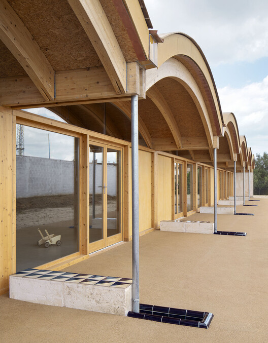Nursery School in Muro / BOS Arquitectes - Interior Photography, Concrete, Column, Beam