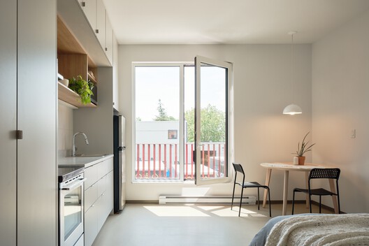 Place Tenaquip - Affordable Housing Units / L. McComber  - Interior Photography, Chair