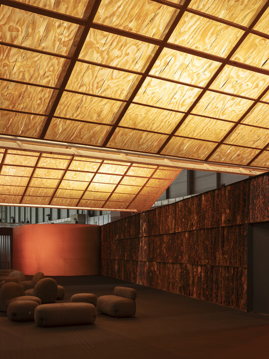 Guest Lounge 350.000 Ha / Manuel Bouzas + salazarsequeromedina Guest Lounge 350.000 Ha / Manuel Bouzas + salazarsequeromedina - Image 10 of 23