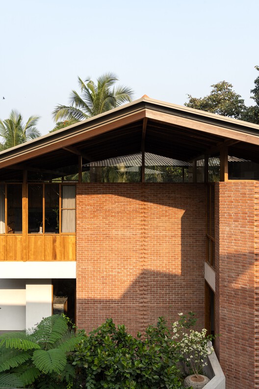 Ananda House / Thought Parallels - Exterior Photography, Wood