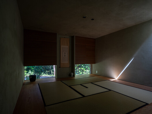 House at the Urban-Nature Threshold / Teitakusubako + Yusuke Igarashi Architects - Interior Photography, Wood, Lighting