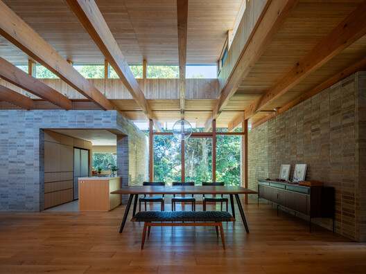 House at the Urban-Nature Threshold / Teitakusubako + Yusuke Igarashi Architects - Interior Photography, Wood, Beam