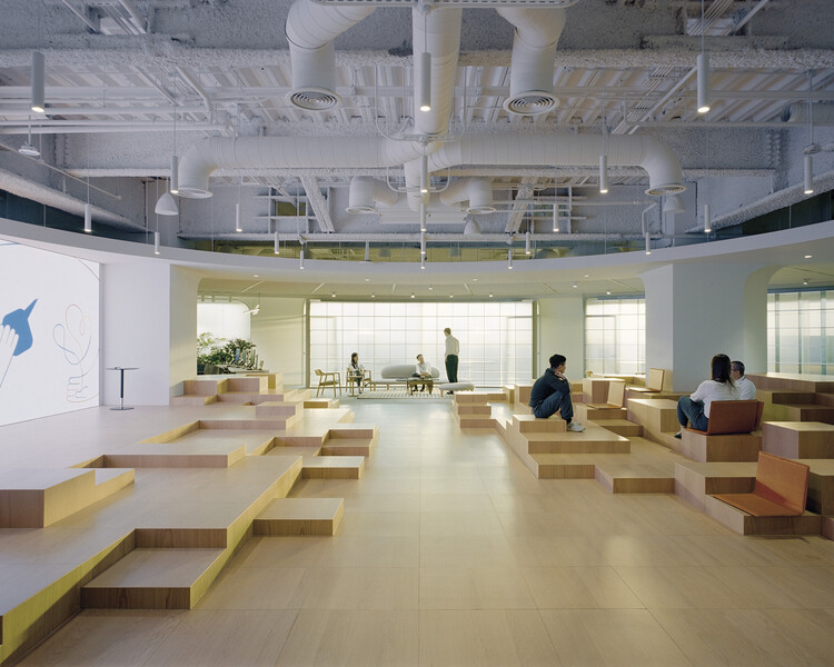 Good Finance Taichung Downtown Branch / Snøhetta - Interior Photography, Cowork Interiors, Lighting, Chair