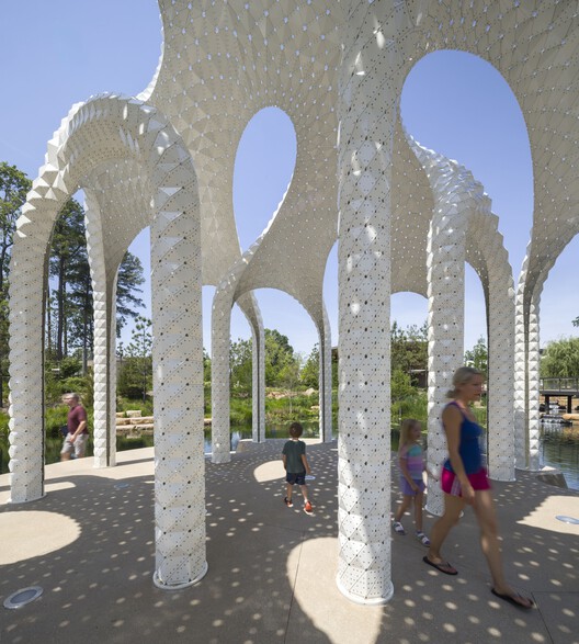 L’Ile Folie / MARC FORNES + THEVERYMANY - Exterior Photography
