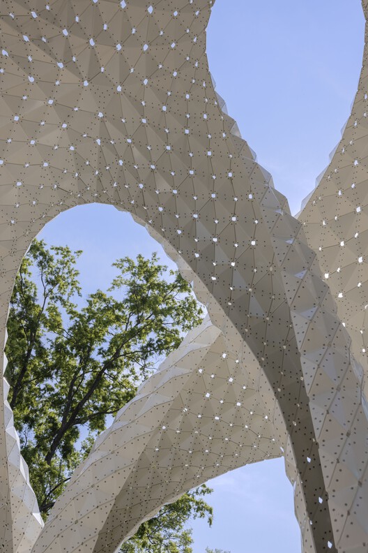 L’Ile Folie / MARC FORNES + THEVERYMANY - Image 12 of 23