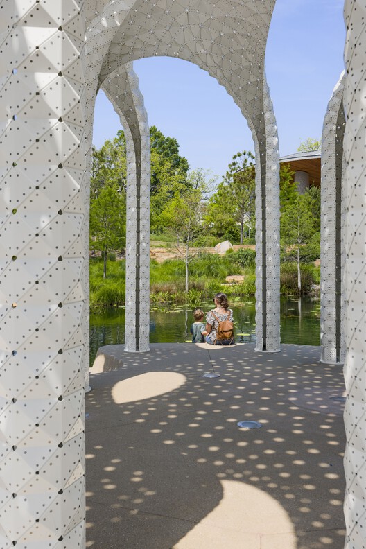 L’Ile Folie / MARC FORNES + THEVERYMANY - Exterior Photography, Arch, Arcade