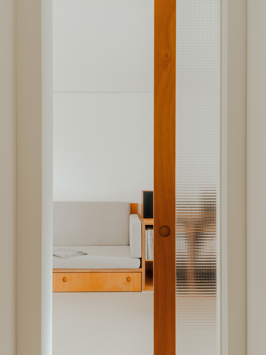 Trommel Apartment / PLNLstudio - Image 8 of 23