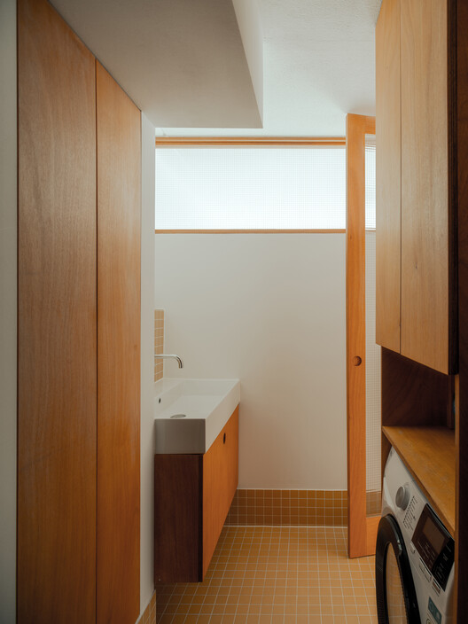 Trommel Apartment / PLNLstudio - Interior Photography, Wood, Countertop