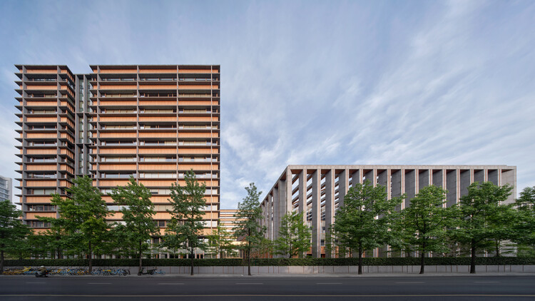 上海现代汽车服务产业集聚区尚鸿商务中心 / 致正建筑工作室 - 建筑图, 办公设施