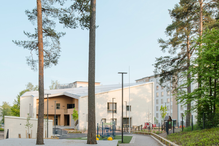Aurinkokallio Daycare Center / Verstas Architects - Day Care