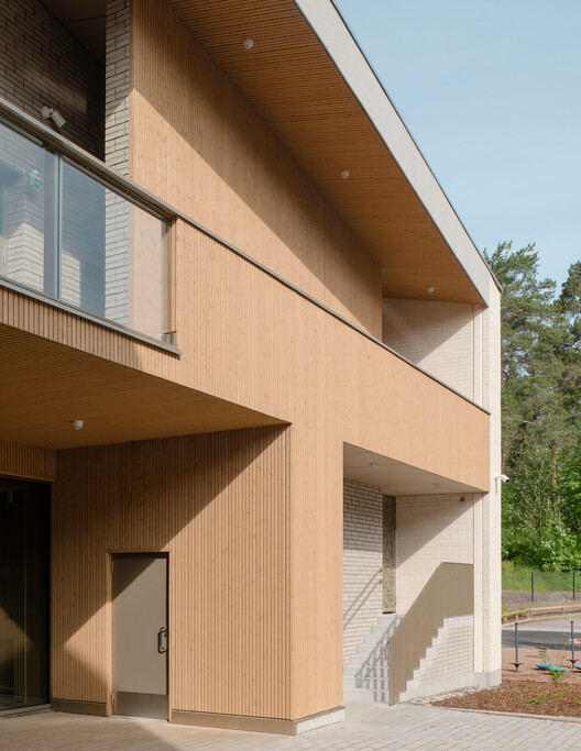 Aurinkokallio Daycare Center / Verstas Architects - Interior Photography, Stairs, Wood, Concrete, Balcony