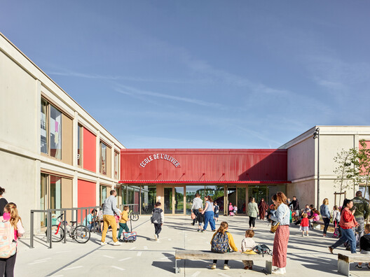 School Complex of the Olive Tree / GGR architectes - Exterior Photography